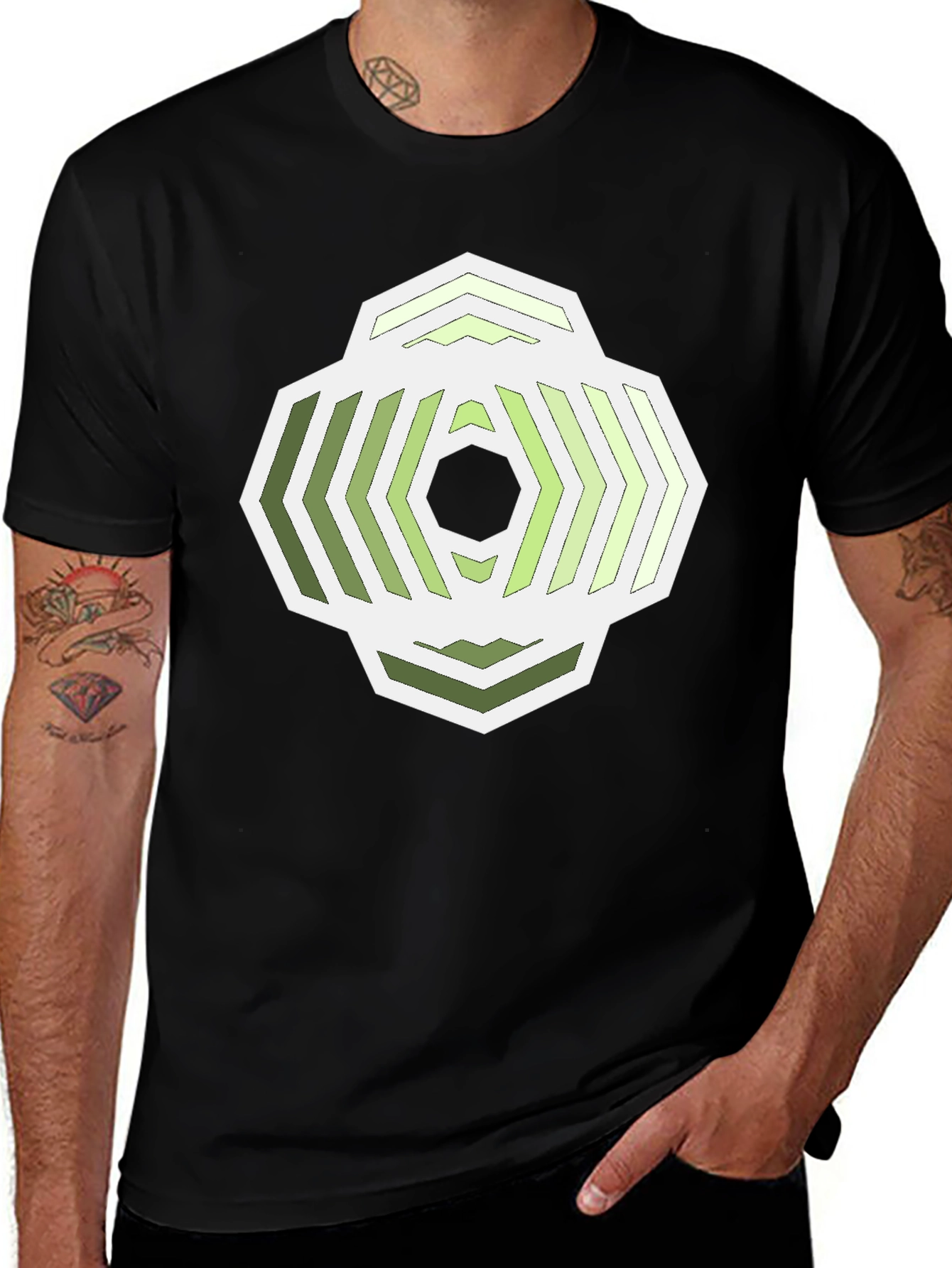 Geometric Pattern Black T-Shirt - Modern Style