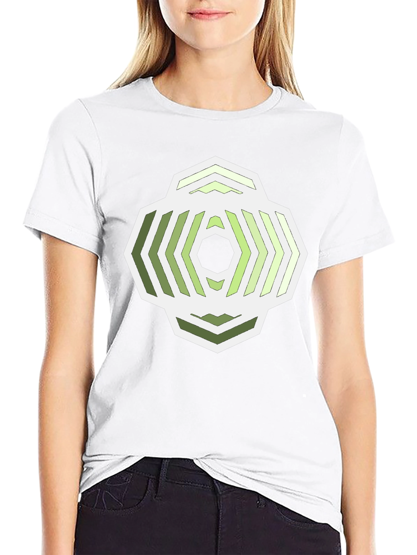 Geometric Pattern Black T-Shirt - Modern Style