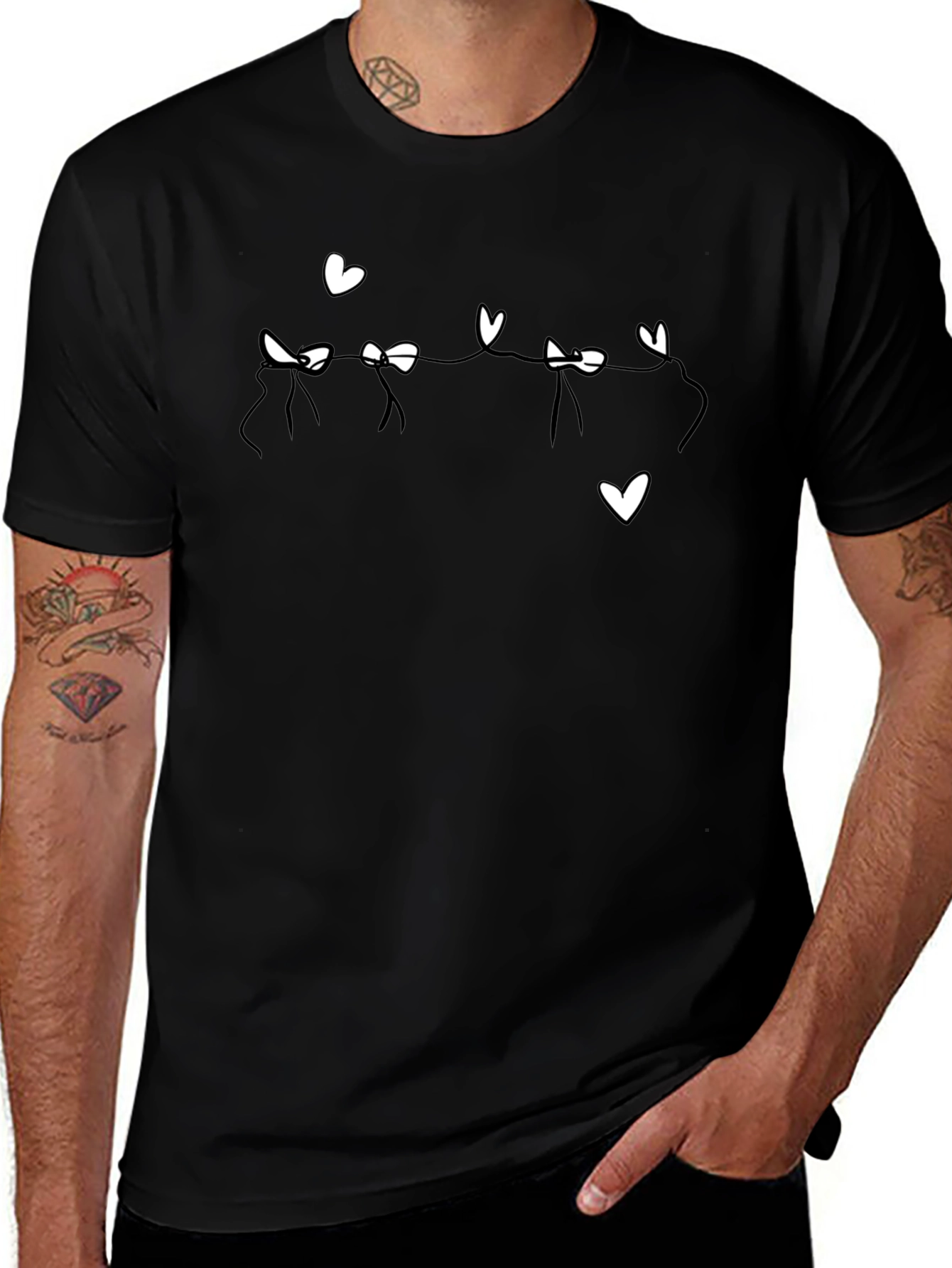 Heart Garland T-Shirt - Black Casual Tee