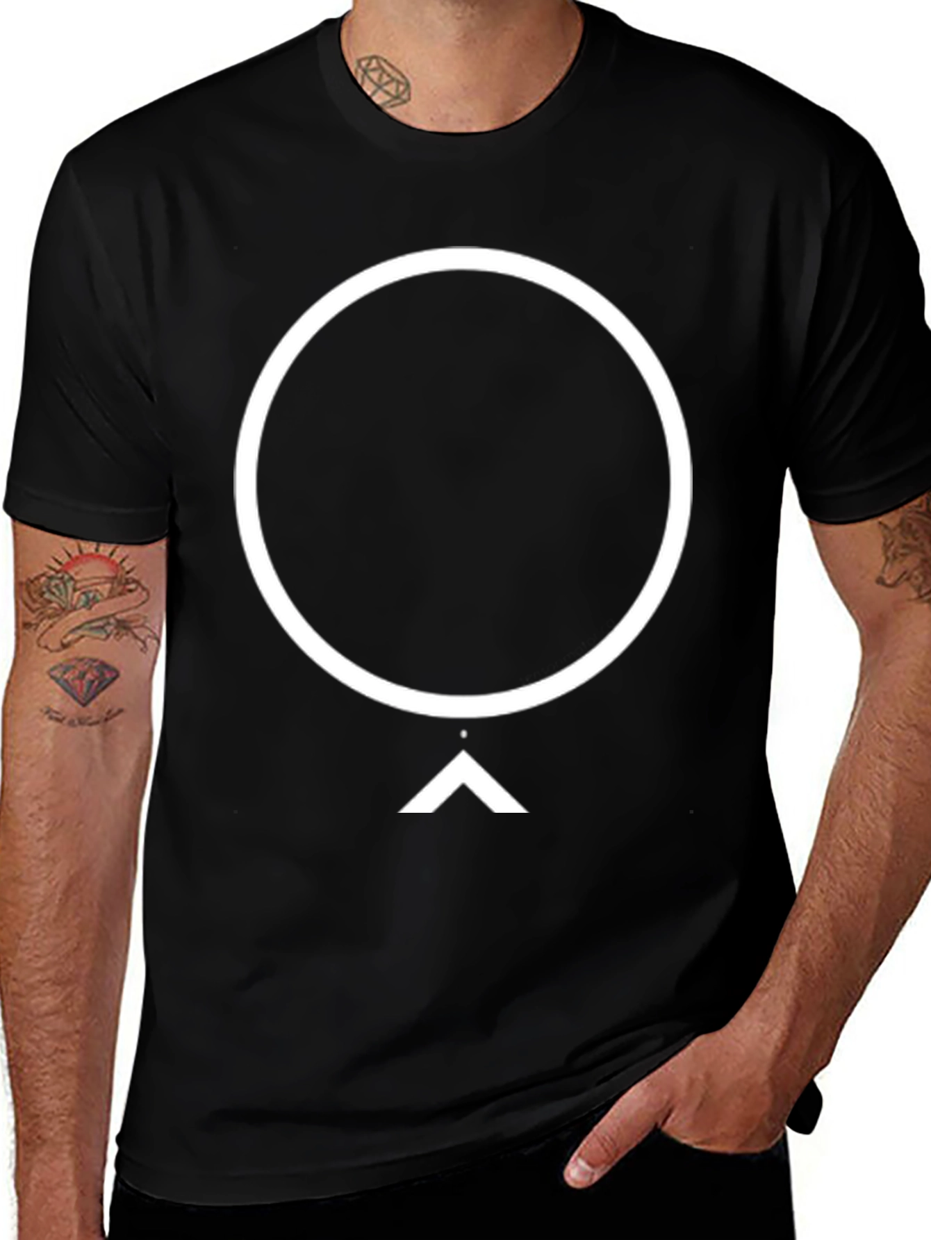 Abstract Circle & Arrow Graphic Tee - Modern Design