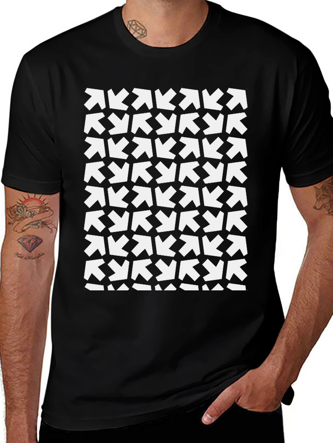 Arrow Pattern Black Tee