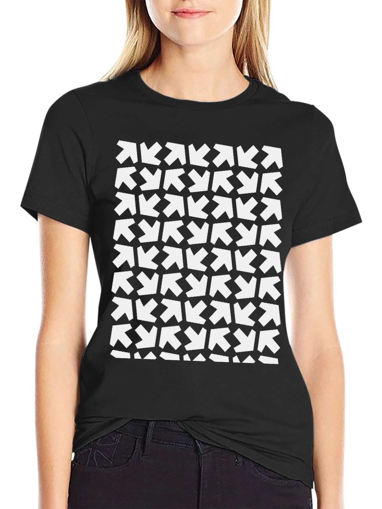 Arrow Pattern Black Tee