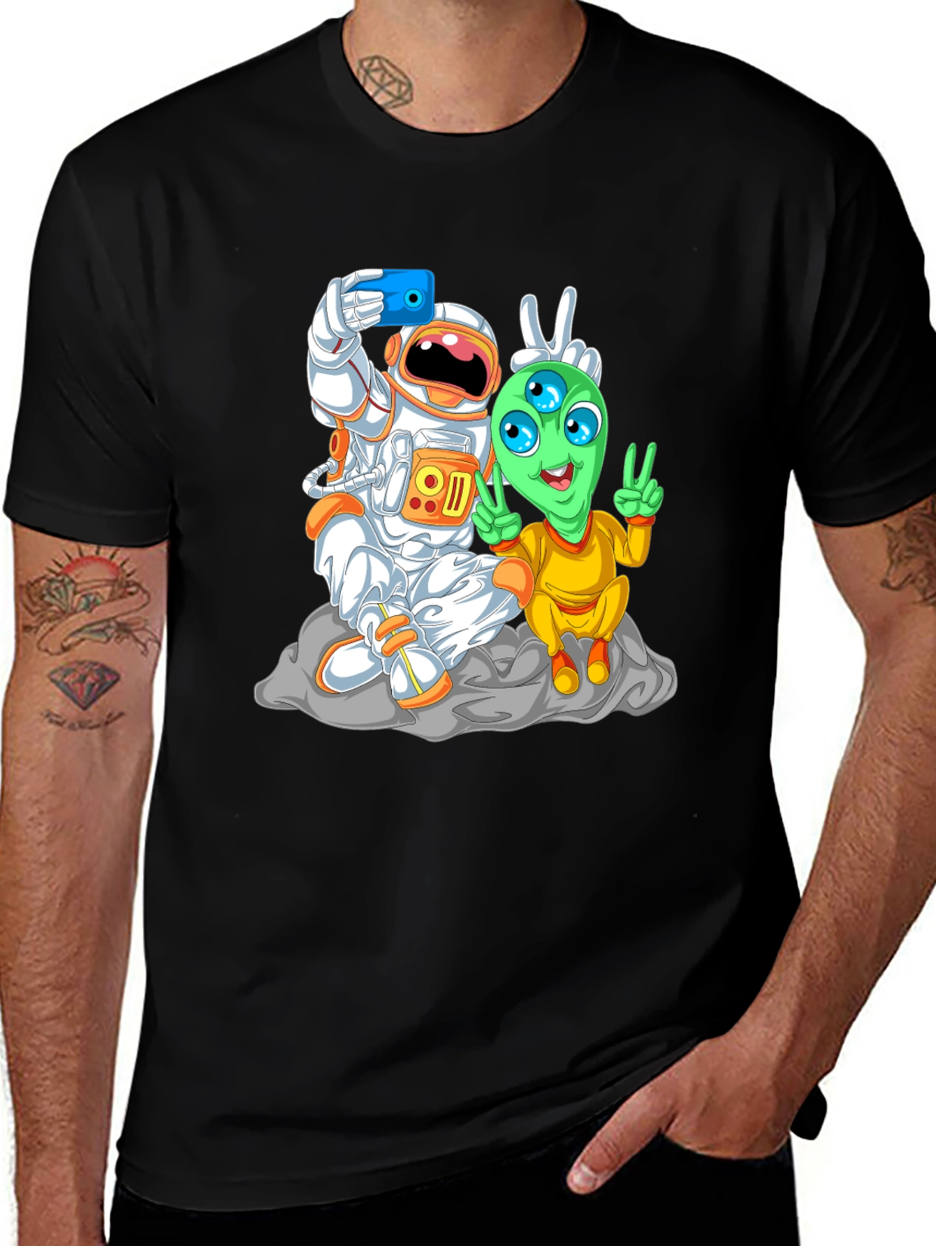 Astronaut & Alien Selfie T-Shirt