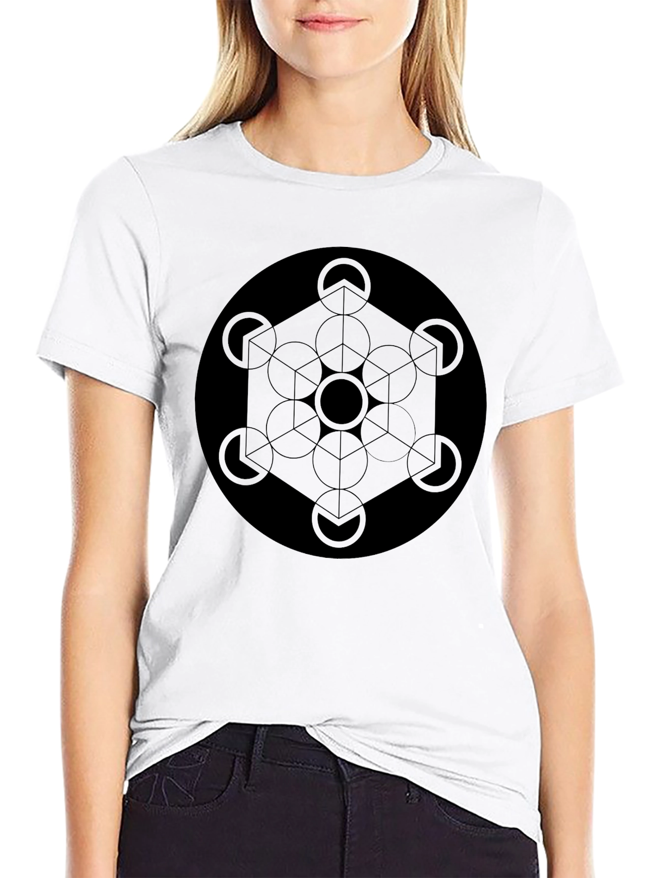 Geometric Circle T-Shirt - Modern Minimalist Design
