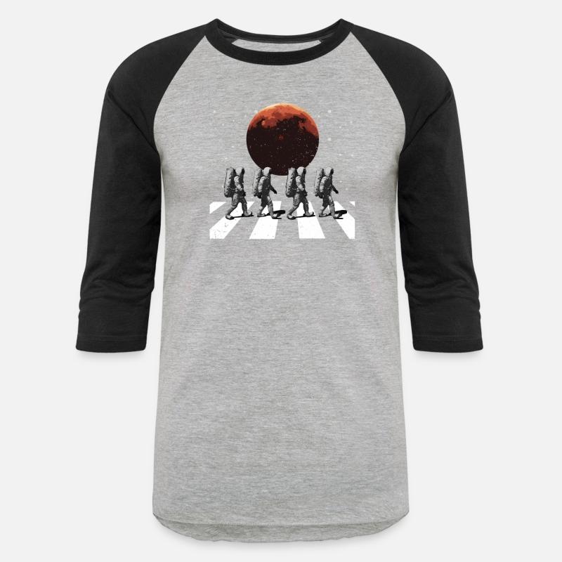 Astronauts In Walking In Space Occupy Mars