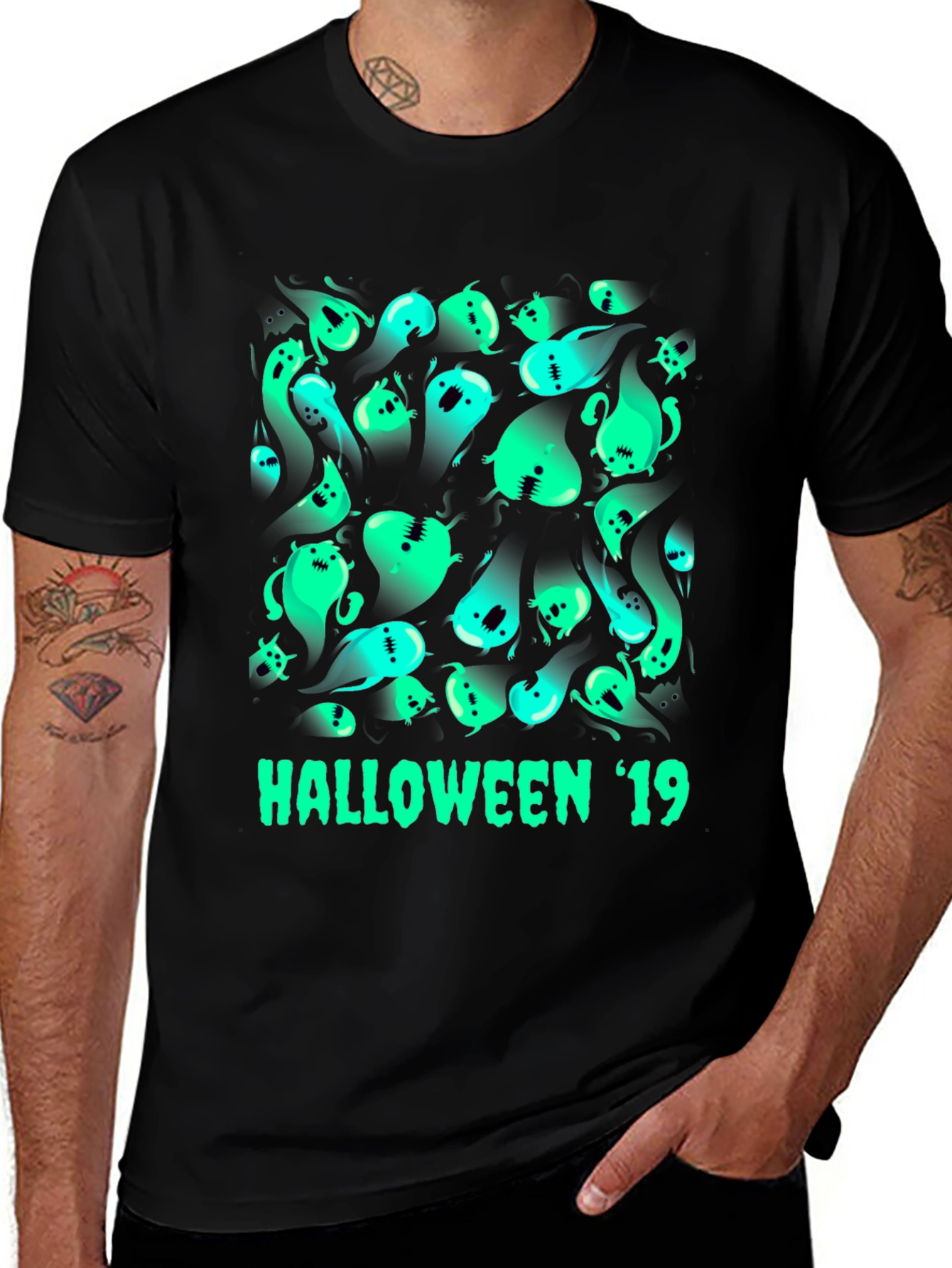 Halloween 19 Ghost Graphic Tee - Black