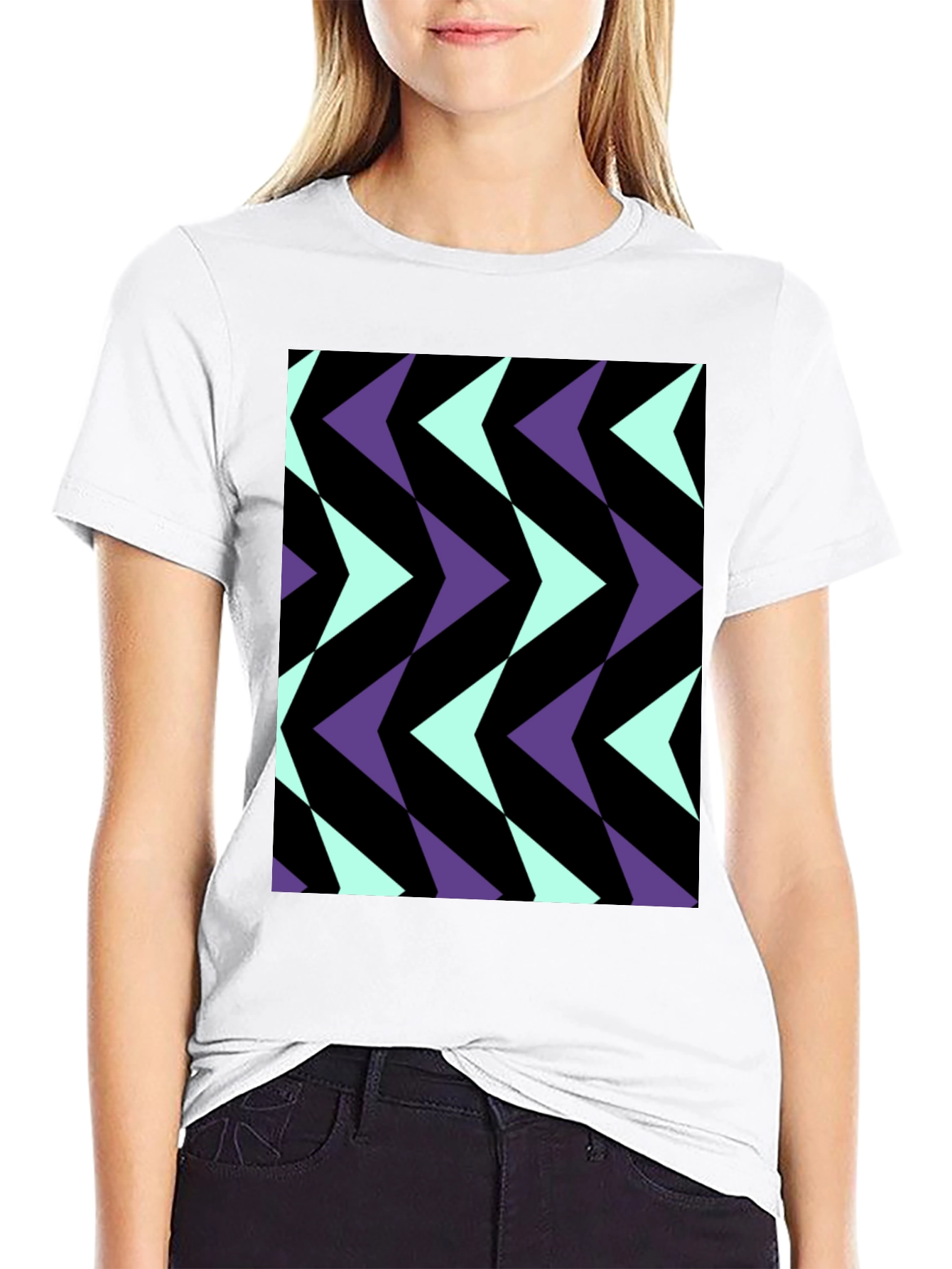 Geometric Arrow Pattern Black T-Shirt