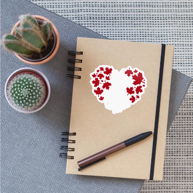 Heart-Shaped Maple Leaf Pattern