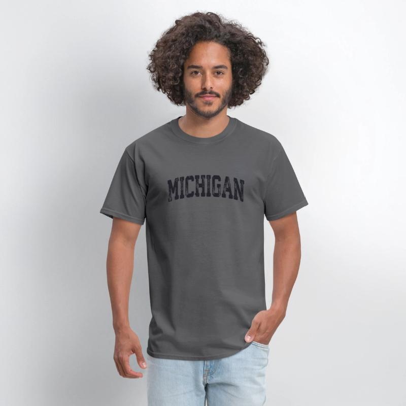 Vintage Michigan Crewneck College Style Sports Us